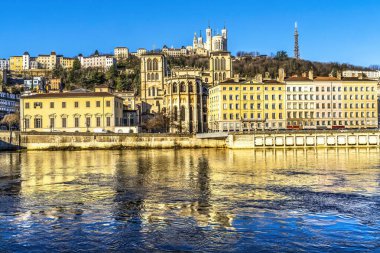 Soane Nehri Yansıması St John Baptist Katedrali Notre Dame Bazilikası Şehir Merkezi Lyon France.