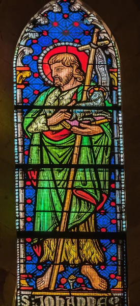 フランス リヨン 2022年1月5日サン ジョン旧ステンドグラス洗礼堂リヨン フランス 治承4年 1180年 に大聖堂が始まり 文明13年 1480年 — ストック写真