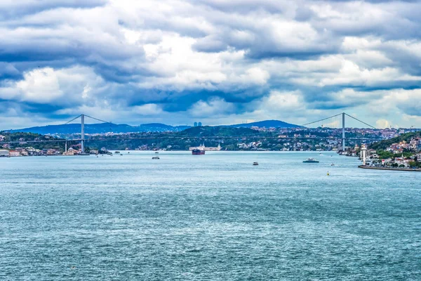 Pont Bosphore Voie Navigable Navires Istanbul Turquie Pont Relie Europe — Photo