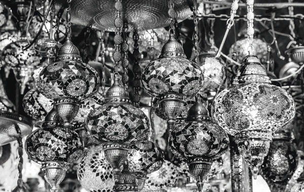 Lámparas Mosaico Tradicionales Turcas Blanco Negro Adornos Gran Bazar Estambul — Foto de Stock