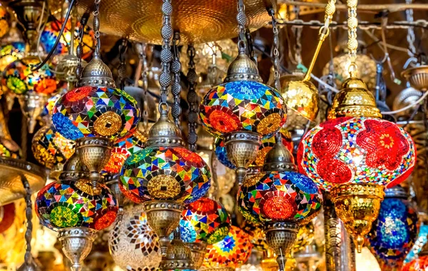 Bunte Traditionelle Türkische Mosaiklampen Verzieren Den Großen Basar Istanbul Türkei — Stockfoto