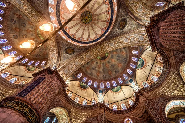 Стамбул Туреччина Травня 2023 Blue Mosque Electric Lights Basilica Domes — стокове фото
