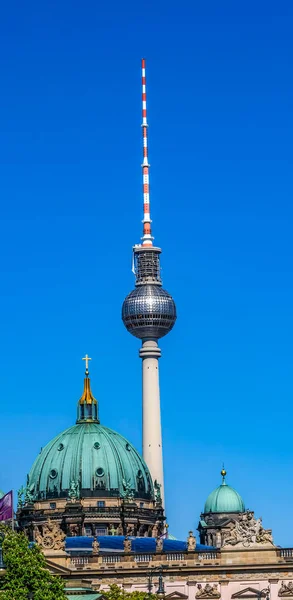 Berlin Deki Iki Haç Kulesi Fernsehturm Berlin Katedrali Almanya 1960 — Stok fotoğraf