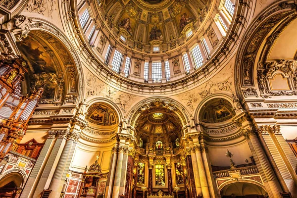 Berlim Alemanha Maio 2023 Dome Altar Stained Glass Organ Basilica — Fotografia de Stock