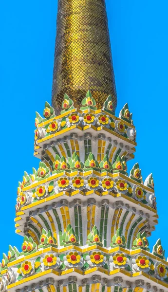 Golden Coloful Ceramic Chedi Spire Pagoda Wat Pho Temple Complex — Stock Photo, Image
