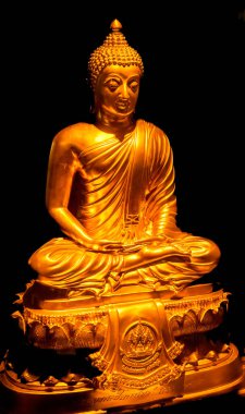 Bangkok, Tayland - 6 Şubat 2023 Antik Altın Buda Heykeli Büyük Pagoda Stupa Wat Paknam Bhasicharoen Bangkok Tayland. Tapınak 160ss 'de kuruldu. Pagoda 2012 yılında bitirdi..