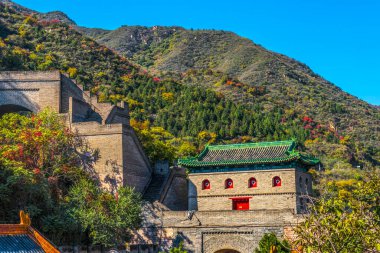 Kuzey Kapısı, Batı Juyongguan Juyong Geçidi, Pekin Çin. Juyongguan Pekin 'in kuzey kapısı ve Pekin' in en yakın duvar bölümüdür. 1368 'de Ming Hanedanı sırasında Pass' ı korumak için inşa edilmiş. . 