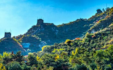 Büyük Duvar İç Bölümü Batı Yakası Juyongguan Sonbahar Renkleri Pekin Çin. Juyongguan Pekin 'in kuzey kapısı ve Pekin' in en yakın duvar bölümüdür. 1368 'de Ming Hanedanlığı sırasında geçidi korumak için inşa edilen Gates ve Çin Seddi. . 