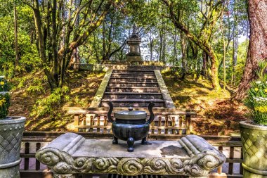 Mezar Pagoda Ganjin Jianzhen Toshodaiji Budist Tapınağı Nara Japonya. 759 Nara Dönemi Tang Hanedanlığı 'nda ilk Çinli Budist keşiş Jianzhen tarafından kurulan tapınak. Ganjin Jianzhen Japonya 'nın ilk Çinli Budist keşiş öğretmeni. UNESCO Dünya Mirası Alanı.