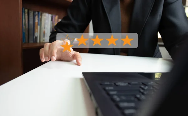 Memnuniyet değerlendirmesi 5 yıldız online, Kullanıcı mükemmel bir hizmet aldı, en yüksek derecelendirilmiş hizmeti gözden geçirdi, en iyi ilgiyi gördü, çok iyi hizmet verdi, konuktan geri bildirim aldı