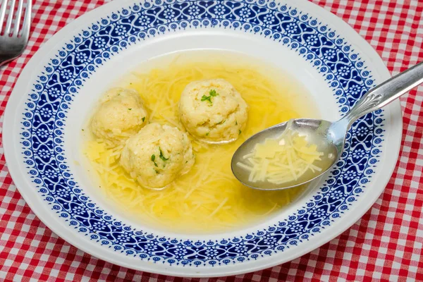 Sopa Pollo Caliente Casera Con Albóndigas —  Fotos de Stock