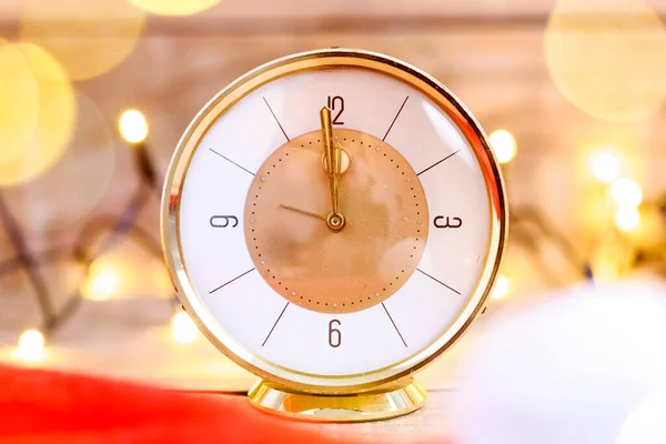 Reloj Vintage Retro Sobre Fondo Madera Concepto Tiempo Con Copyspace — Foto de Stock