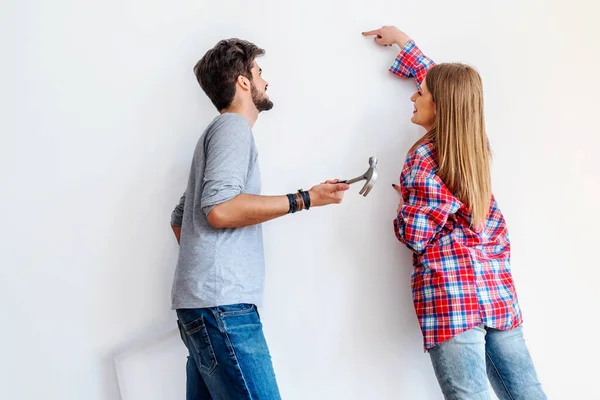 Young Couple Moving New Home — Stock Photo, Image