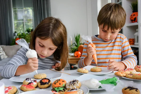 Biscoitos Vidros Crianças Para Celebração Halloween — Fotografia de Stock