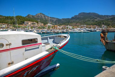Mallorca Adası 'ndaki Port de Soller, Akdeniz' deki Balear Adaları, İspanya