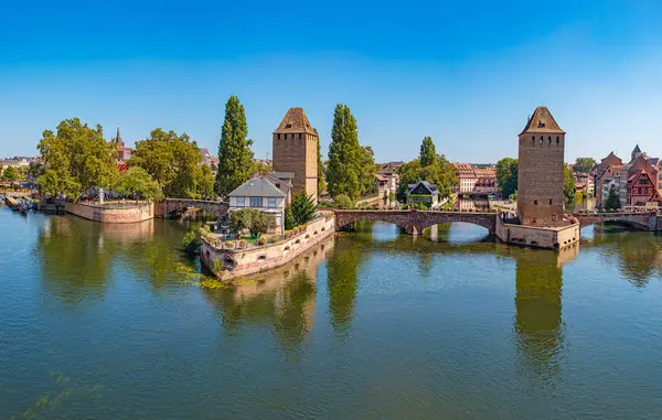 Estrasburgo Grande Est França Circa August 2023 Ponts Couverts Barrage Imagens De Bancos De Imagens Sem Royalties