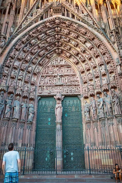 Estrasburgo Grande Est França Circa August 2023 Cathedrale Notre Dame Imagens De Bancos De Imagens Sem Royalties