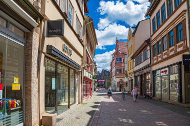 EISENACH, THURINGIA, GERMANY - CRCA HAZİRAN 2024: Eisenach kasabası, Thüringen, Almanya.