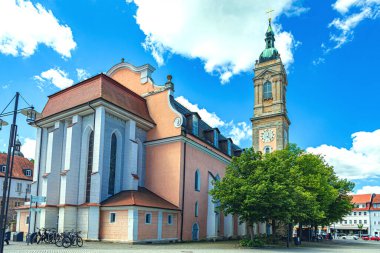 EISENACH, THURINGIA, GERMANY - CRCA HAZİRAN 2024: Eisenach 'ın Markt kasabası, Almanya.