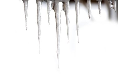 Mavi arkaplanda buz saçakları - seçici odak kopyalama alanı