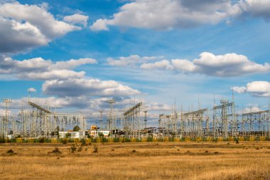 Elektrik santralinin panoramik görüntüsü. Boşluğu kopyala.
