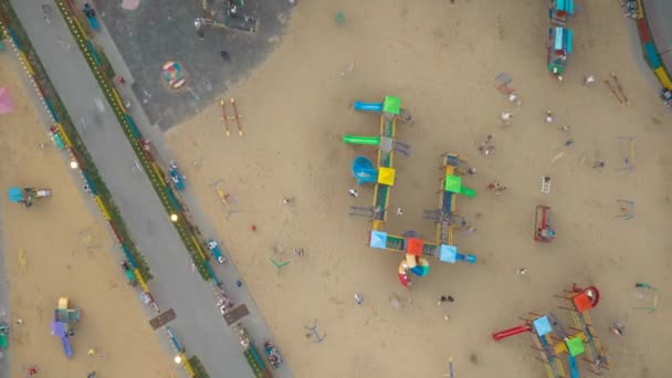 Imágenes Aéreas Dron Parque Infantil Los Niños Están Jugando Gente — Vídeos de Stock