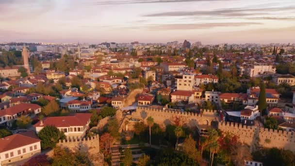 Pohled Červené Střechy Středověkou Zeď Starého Města Západ Slunce Panorama — Stock video