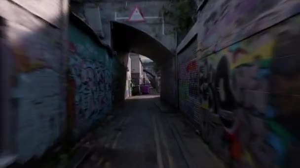 Moving Forward Lane Sunny Day Graffiti Walls Time Passes Quickly — Vídeo de stock