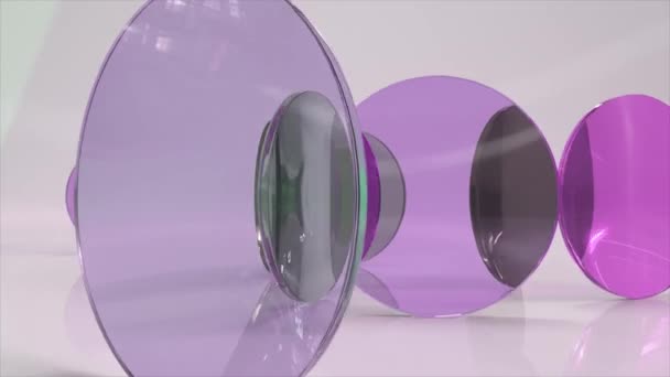 色彩斑斓的半透明玻璃紫色绿色镜片在明亮的背景下旋转和旋转 无缝循环3D动画 — 图库视频影像