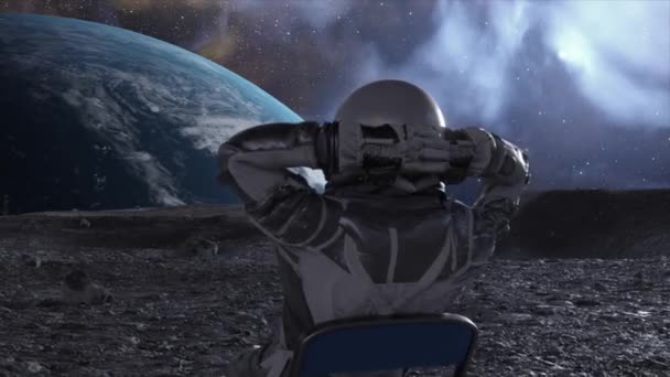 Animation Représentant Astronaute Aise Les Mains Derrière Tête Terre Élevant — Video