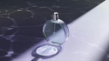 Parlak bir parfüm şişesinin yansıtıcı yüzeyinde hafif bir gölgeyle aydınlanan 3 boyutlu yansıması.