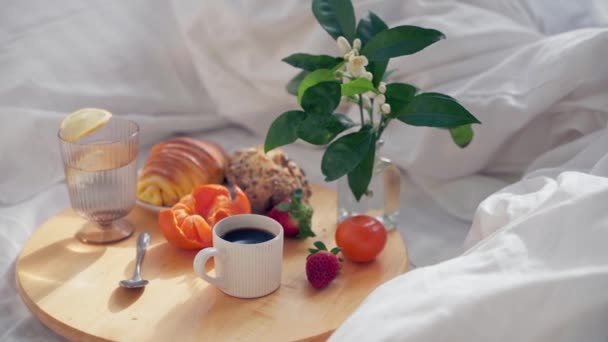Breakfast Bed Horizontal Footage — Stock Video