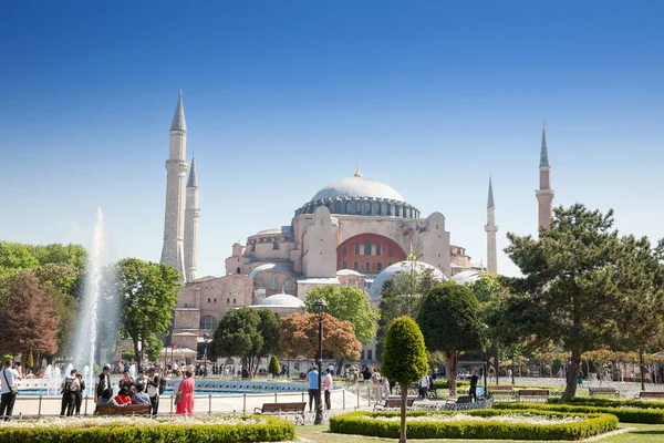 伊斯坦布尔 土耳其 2022年5月22日 Ayasofya Camii清真寺的照片 也被称为Haghia Sophia 一座前东正教拜占庭教堂在伊斯特昆布转变为一座清真寺 — 图库照片