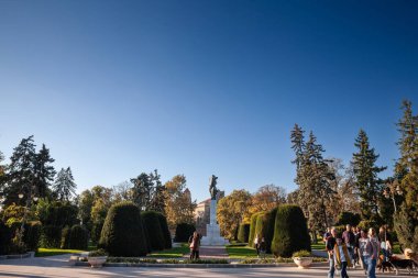 BELGRADE - SERBIA - OCTOBER 16, 2022: Selective blur on the monument of gratitude to france, also called spomenik zahvalnosti francuskoj, designed by Ivan mestrovic in 1930 to thank france for World War I. 