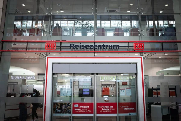 Cologne Duitsland November 2022 Deutsche Bahn Logo Het Reisezentrum Van — Stockfoto