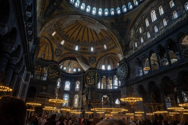 Стамбул Туркей Мая 2022 Года Избирательное Размытие Интерьере Мечети Аясофья — стоковое фото