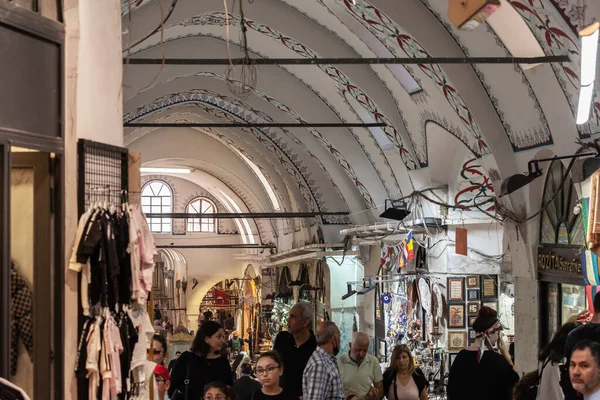Istanbul Turquia Maio 2022 Rua Lotada Grande Bazar Durante Hora — Fotografia de Stock