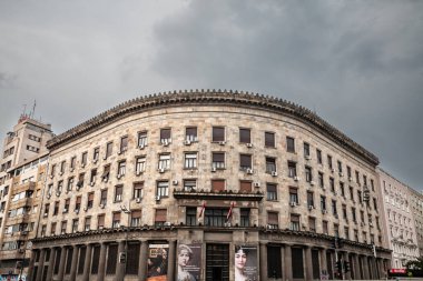 BELGRAD, SERBIA - 21 Mayıs 2024: Belgrad 'daki Sırbistan Tarih Müzesi' nin (Istorijski gurej Srbije) ana girişi. Büyük bir dönüm noktası ve Sırp tarihine adanmış bir müze..