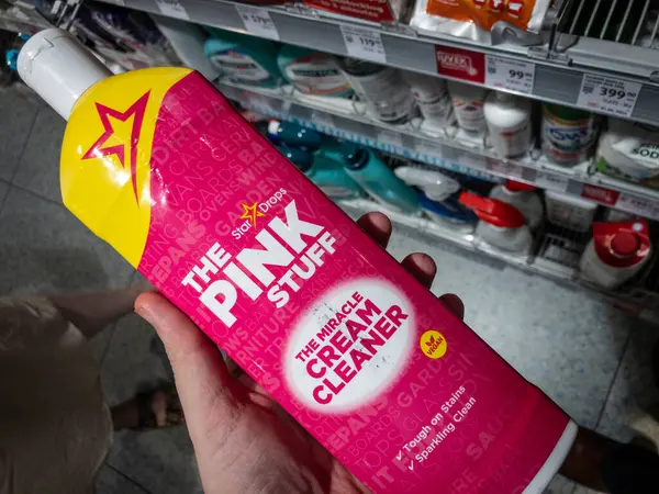 Stock image BELGRADE, SERBIA - MAY 21, 2024: A bottle of The Pink Stuff Miracle Cream Cleaner by Stardrops on a supermarket shelf in Belgrade, Serbia. The Pink Stuff is a household products brand from Star Drops.