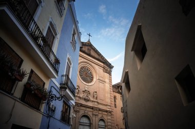 İsa 'nın Kutsal Kalbi Bazilikası' nın dış cephesi (Basilica del Sagrado Corazon de Jesus), Katolik Gotik Diriliş Kilisesi ve yerel simge..