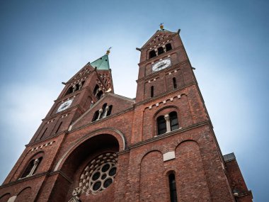 Meryem Ana Bazilikası (bazilika Matere Usmiljenja), Slovenya 'nın Maribor şehrinde yer alan Fransisken Kilisesi olarak da bilinir..