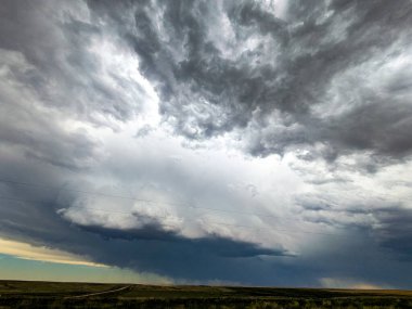 Amerikan yüksek düzlüklerinde fırtına var..