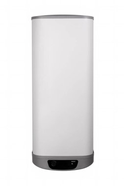 Mekanik kontrollü dikdörtgen beyaz kazan. 80 litre, ön manzara, beyazda izole edilmiş.