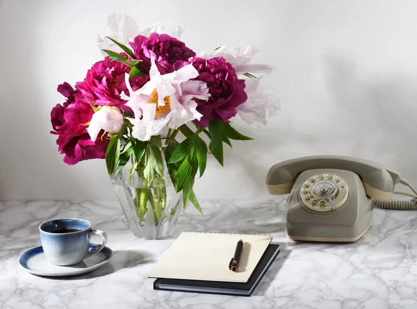 Restro Styled Still Life Telephone Cup Coffee Peonies — Stock Photo, Image