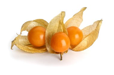 Physalis meyveleri beyaz arkaplanda kapanıyor