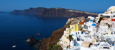 Yunanistan 'ın Santorini adasındaki güzel Oia manzarası