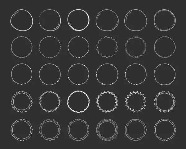 一组手绘圆圈 圆形和物体 涂鸦风格 黑色背景 矢量图形 — 图库矢量图片