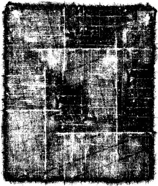 Grunge siyah ve beyaz kentsel vektör doku şablon. Karanlık dağınık toz sıkıntı arka plan kaplaması. Gürültü ve tahıl ile soyut noktalı, çizik, Vintage efekti oluşturmak kolay. Yaşlanma tasarım öğesi