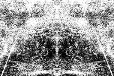 Kaba ve basit bir desen, inişli çıkışlı vuruşlarla yapılmış.