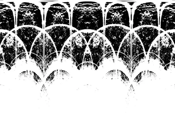 Grunge dikey olarak simetrik siyah beyaz doku. Tek renkli yıpranmış kaplama deseni. 